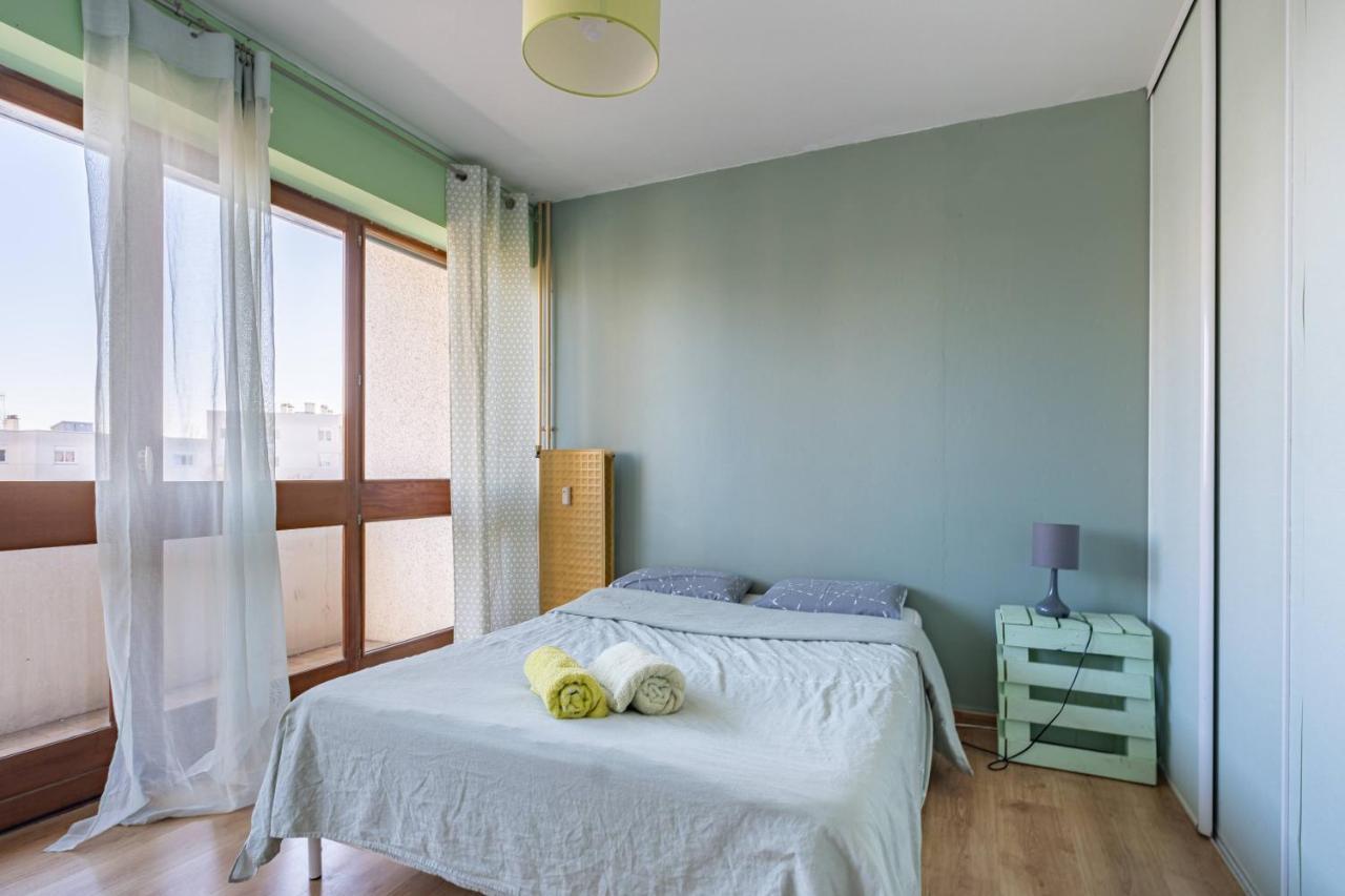 Appartement Spacieux Equipe Avec Wifi บัวร์ ภายนอก รูปภาพ