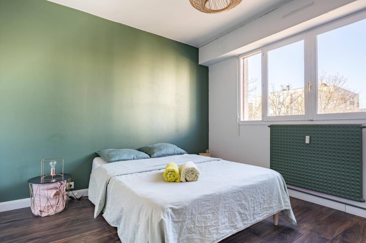Appartement Spacieux Equipe Avec Wifi บัวร์ ภายนอก รูปภาพ